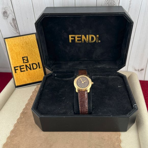 Fendi 1925 Roman Coin Watch Reverse marked FENDI 800L